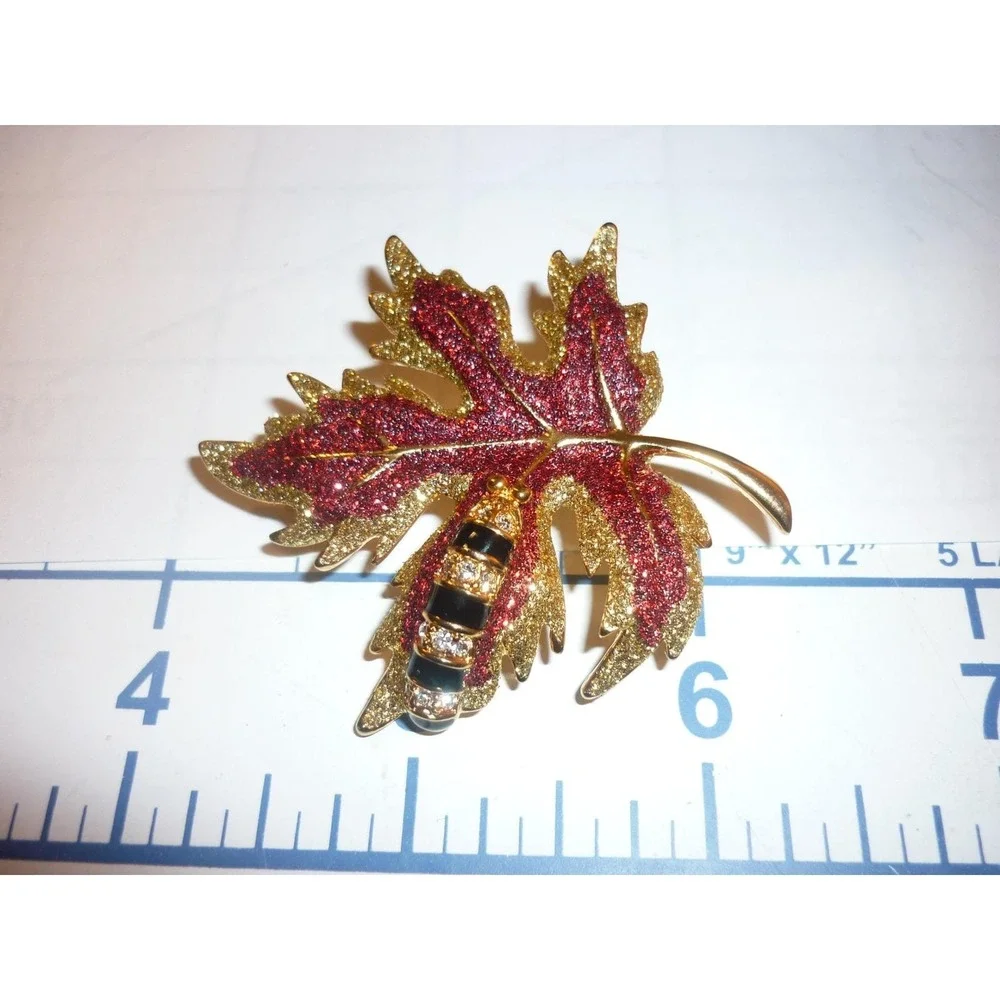 Gold Tone Red‎ Enamel Maple Leaf Brooch with Rhinestone Bee Accent Fall Pin